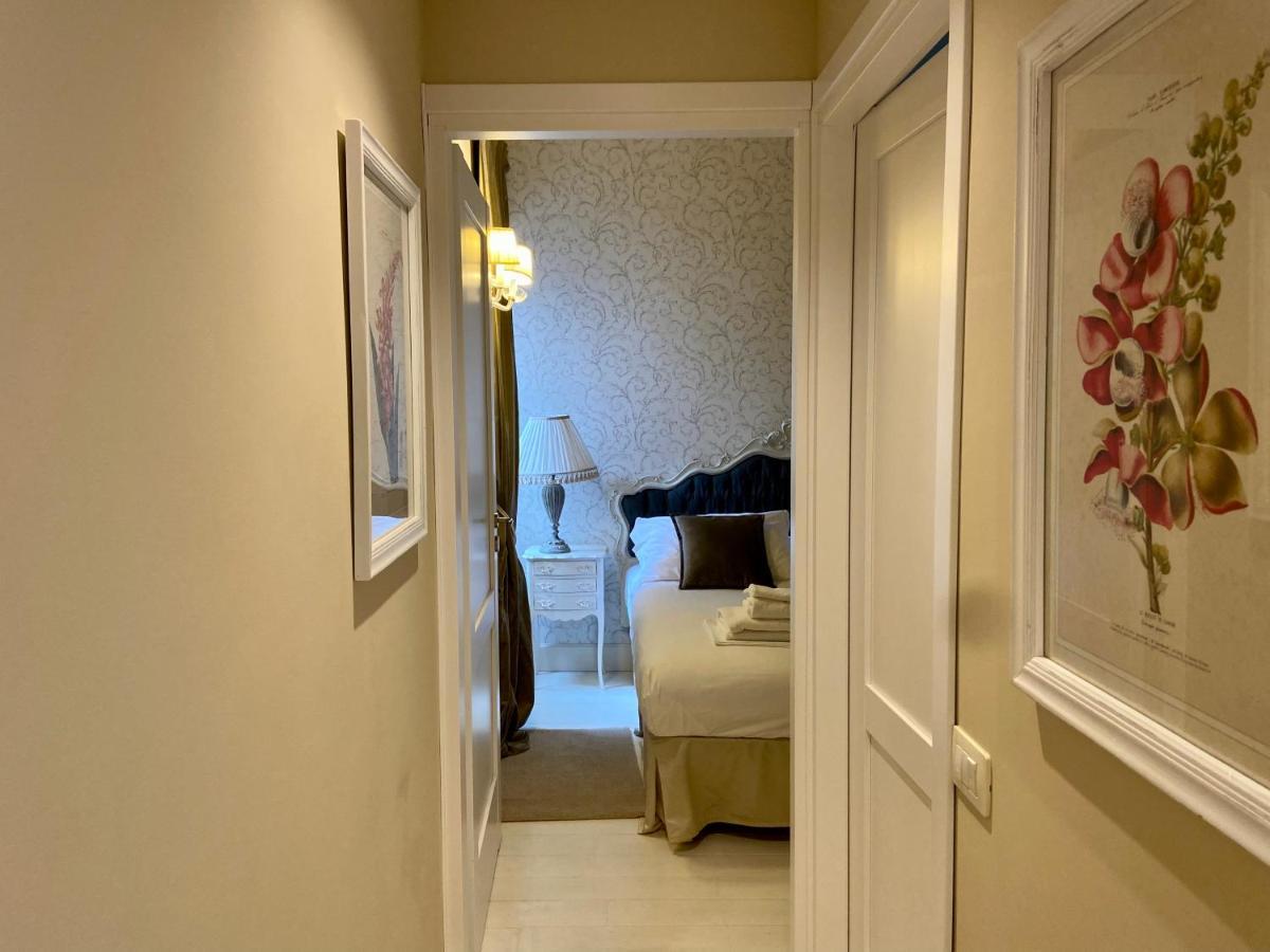 White Florence Suite Exterior foto