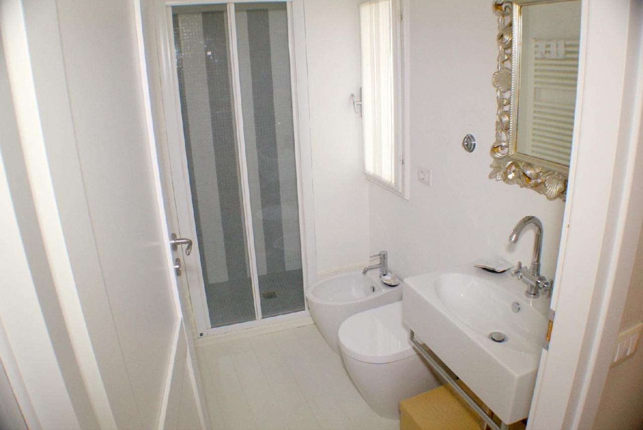 White Florence Suite Exterior foto
